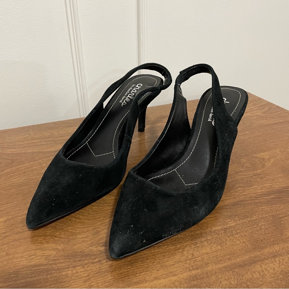 Chic Black Slingback Heels